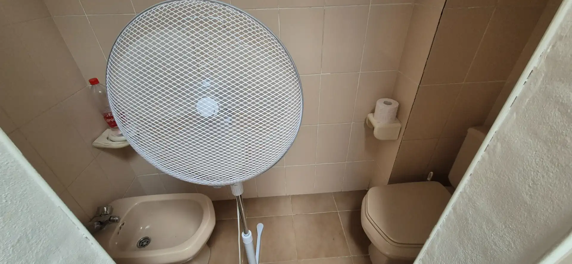 Baño de Casa adosada en venta en Roquetas de Mar con Aire acondicionado, Terraza y Piscina