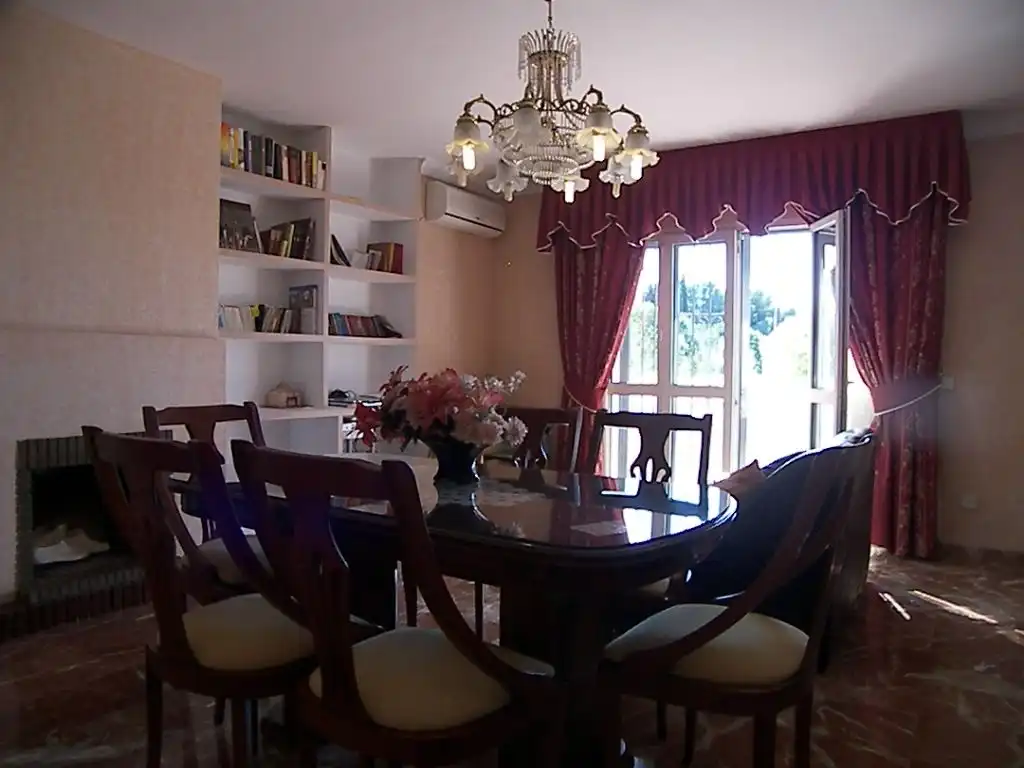 Comedor de Casa o chalet en venta en Alhaurín de la Torre con Aire acondicionado, Jardín privado y Terraza