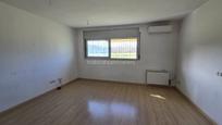 Bedroom of Flat for sale in Riells i Viabrea  with Parquet flooring and Storage room