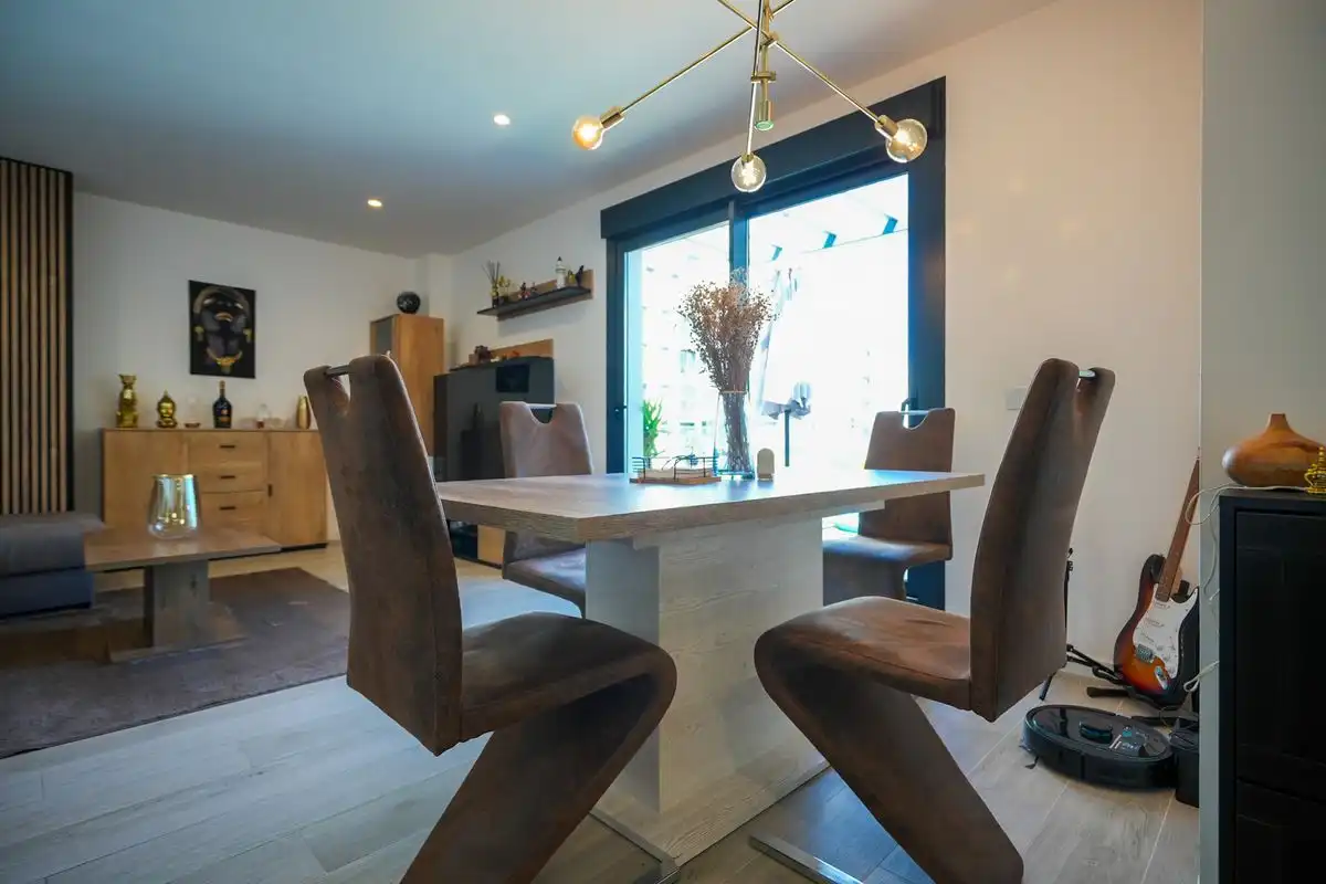 Comedor de Ático en venta en Alcalá de Henares con Aire acondicionado, Calefacción y Jardín privado