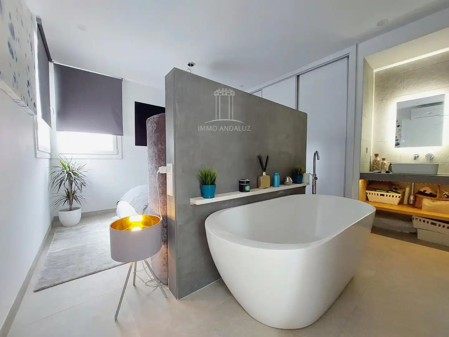 Badezimmer von Haus zum Verkauf in Chiclana de la Frontera mit Klimaanlage, Heizung und Schwimmbad