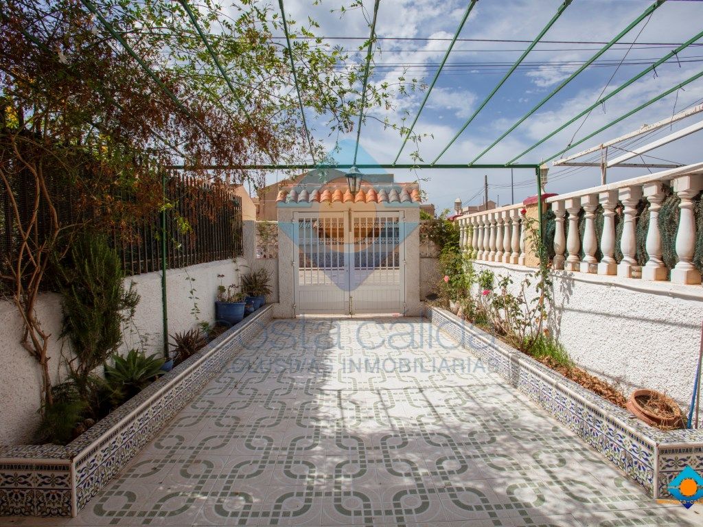 Jardí de Casa o xalet en venda en Mazarrón amb Jardí privat, Terrassa i Rentadora