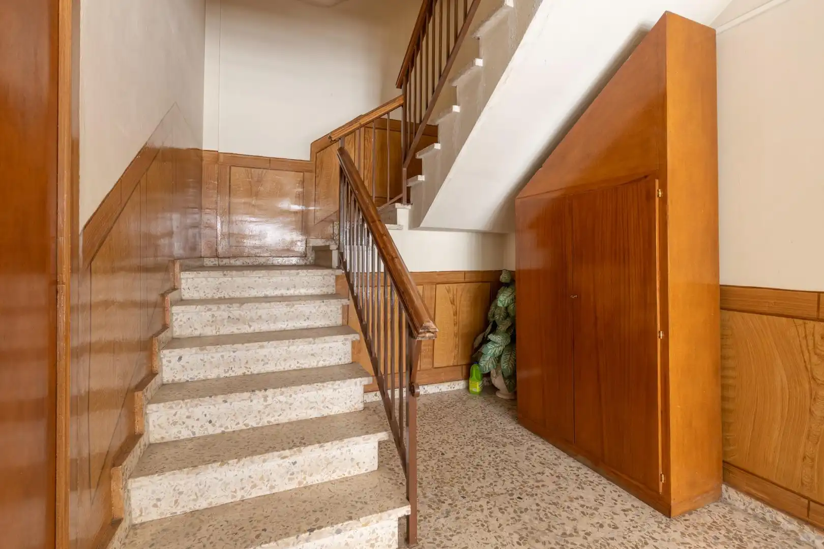 Buildings for sale in La Zubia