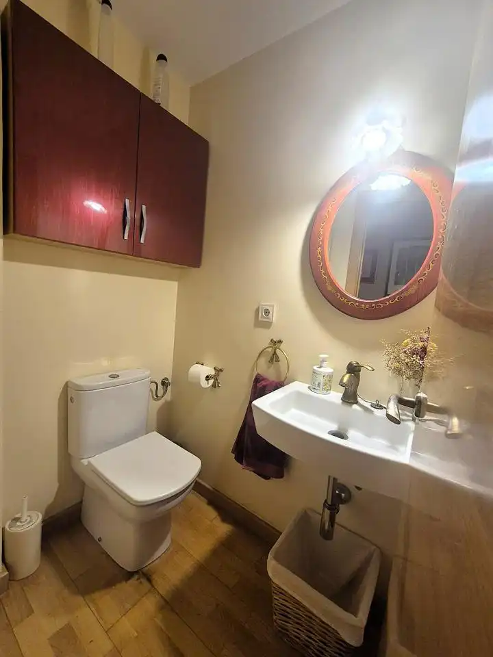 Bany de Casa o xalet en venda en Alicante / Alacant amb Aire condicionat, Jardí privat i Terrassa