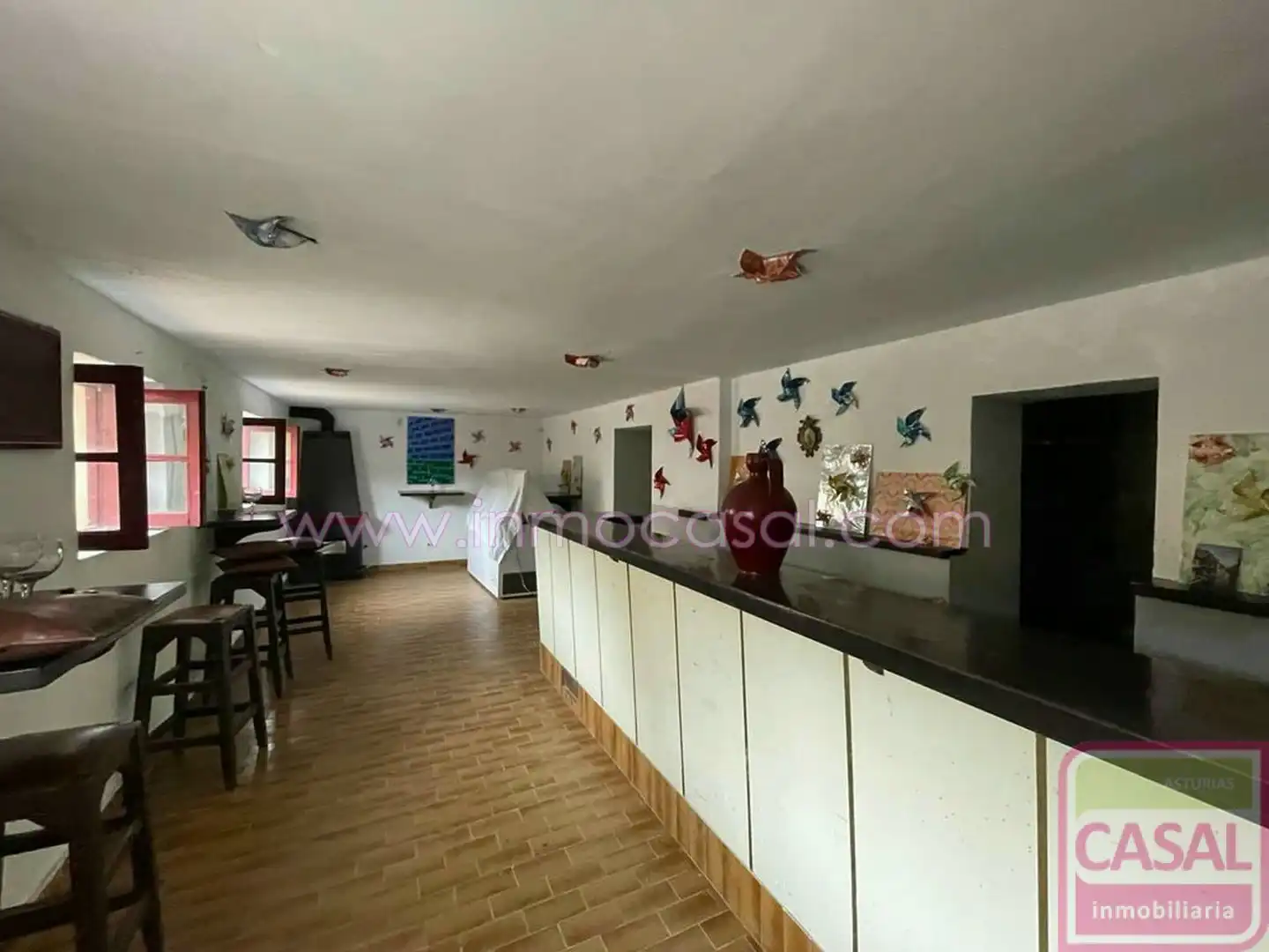 Commercial properties for sale in Lena