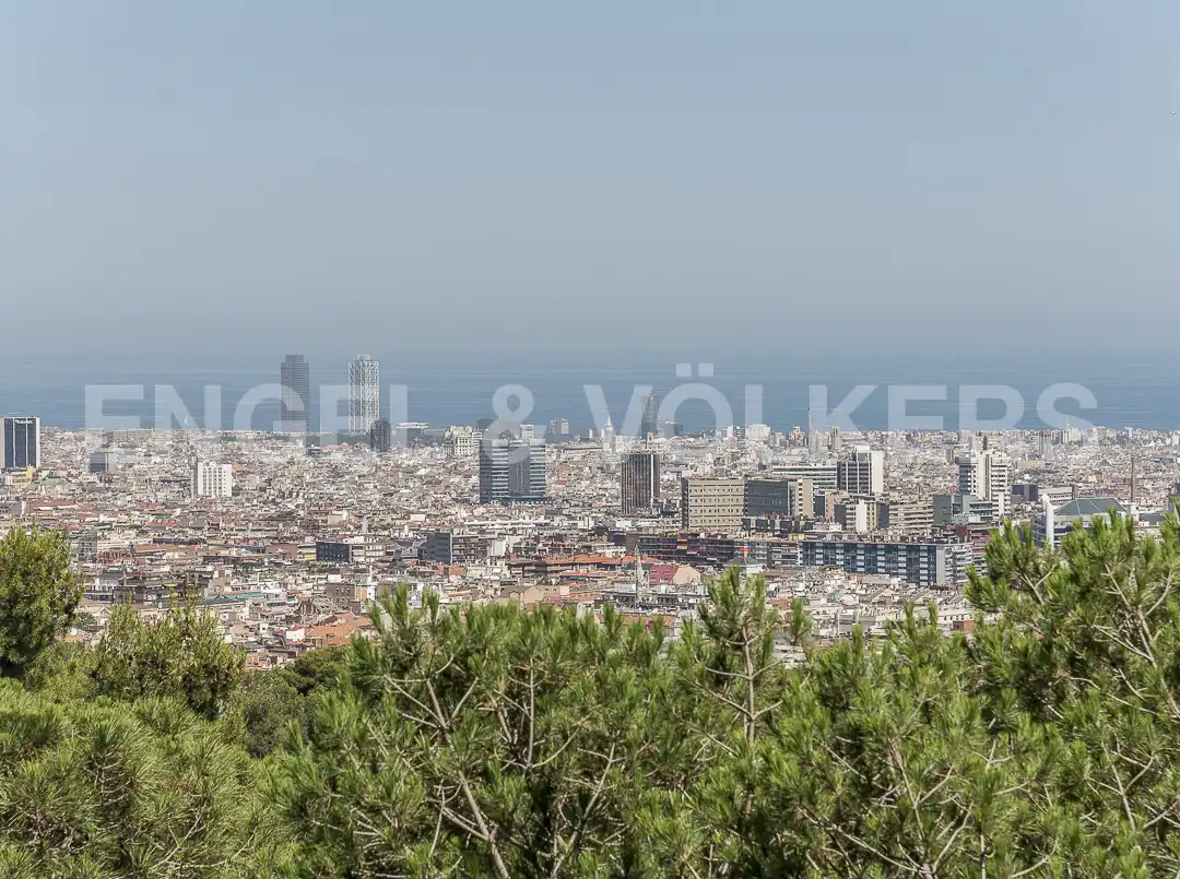 Exterior view of Flat for rent in Barcelona  with Air Conditioner, Heating and Furnished