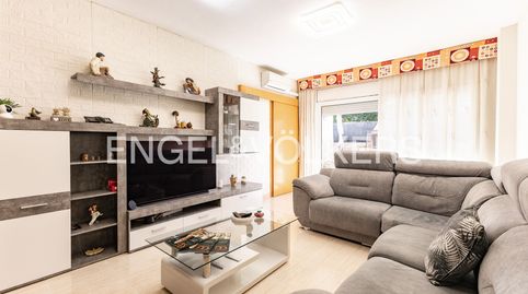 Preciosa casa adosada con jardín, terraza y gran luminosidad, lista para entrar a vivir, imatge 3