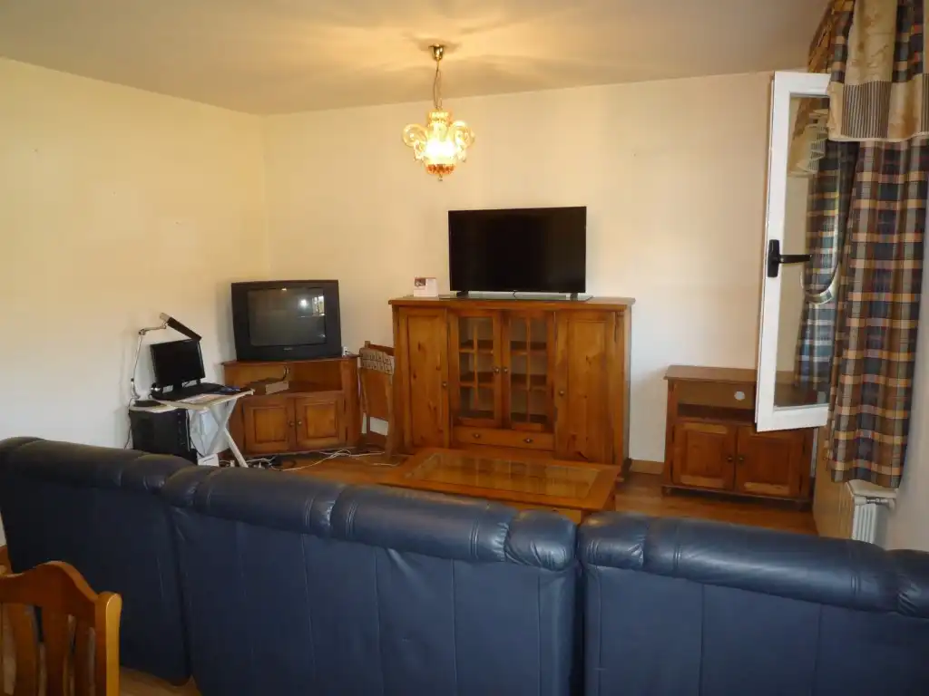 Detached homes for sale in Calle Tras Airas, Carracedelo