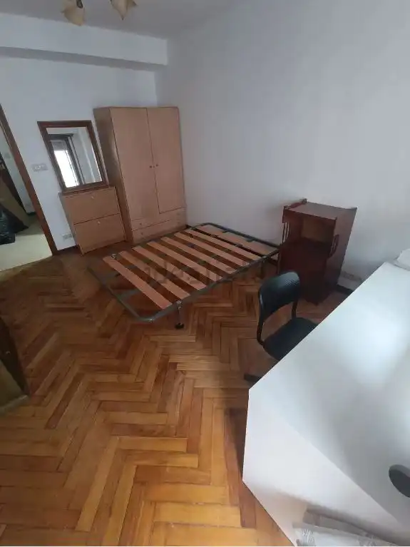 Habitación de Piso en venta en Santiago de Compostela  con Calefacción, Terraza y Amueblado