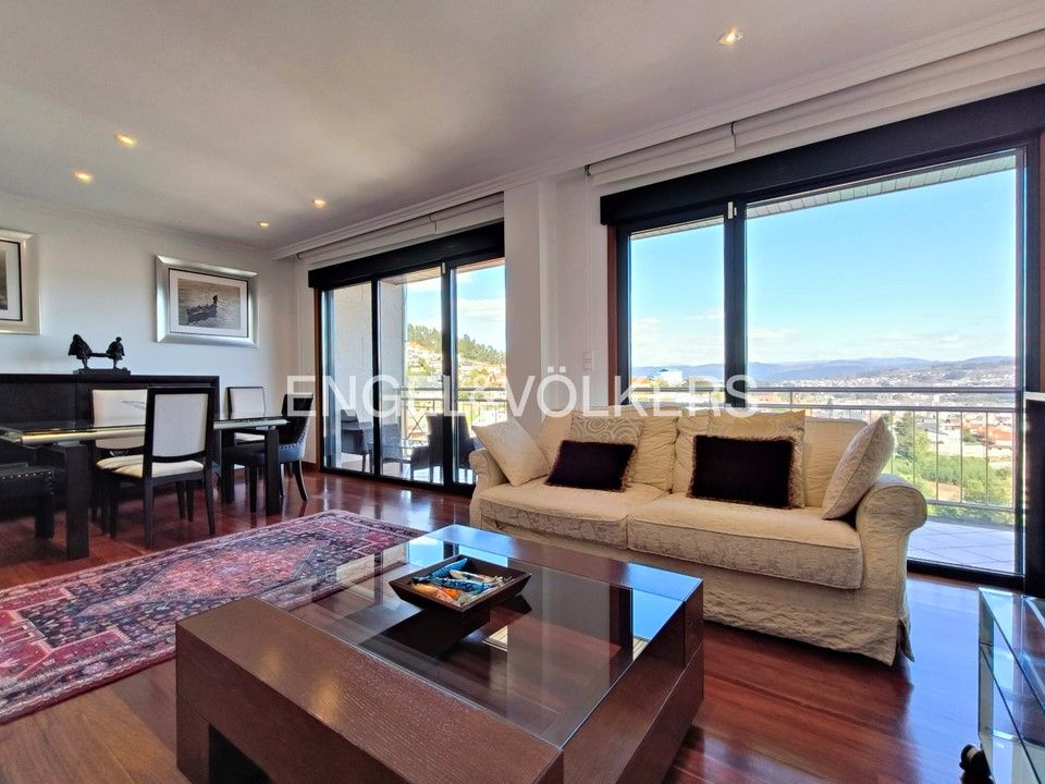 Living room of Single-family semi-detached for sale in Poio  with Heating, Private garden and Parquet flooring