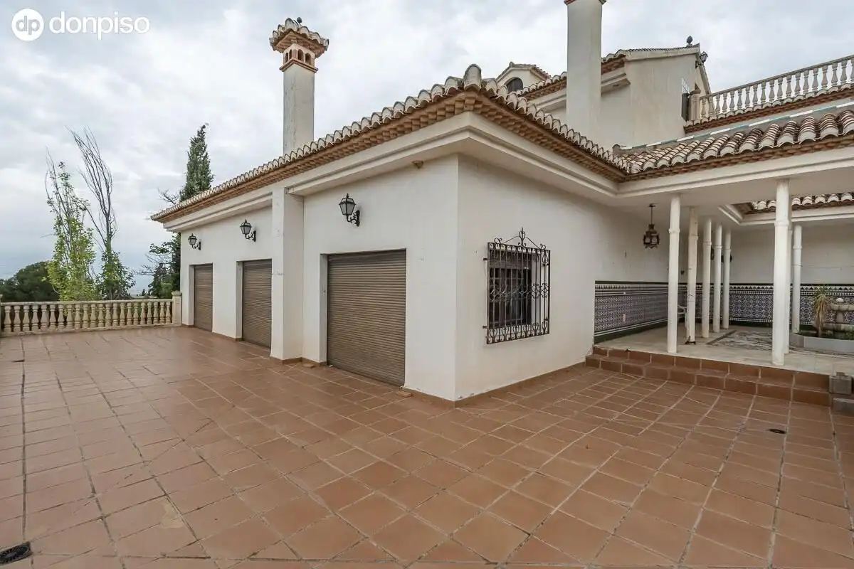 Villa mit Terrasse zum Verkauf in Calle CAMELIA, imagen 5