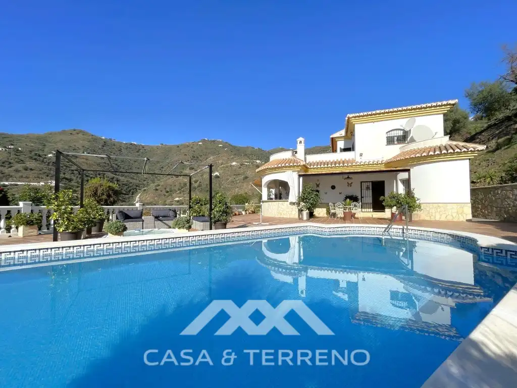 Casa amb terrassa en venda a Diseminados Diseminados, imagen 2