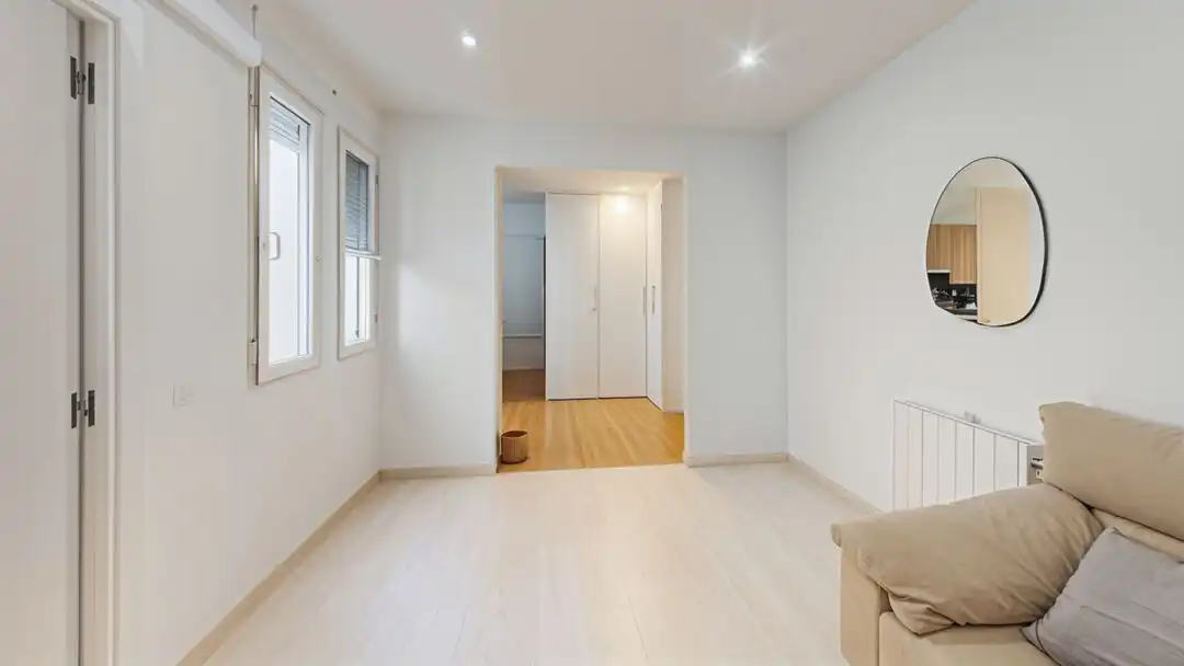 Bedroom of Flat for sale in Madrid  with Air Conditioner, Heating and Furnished