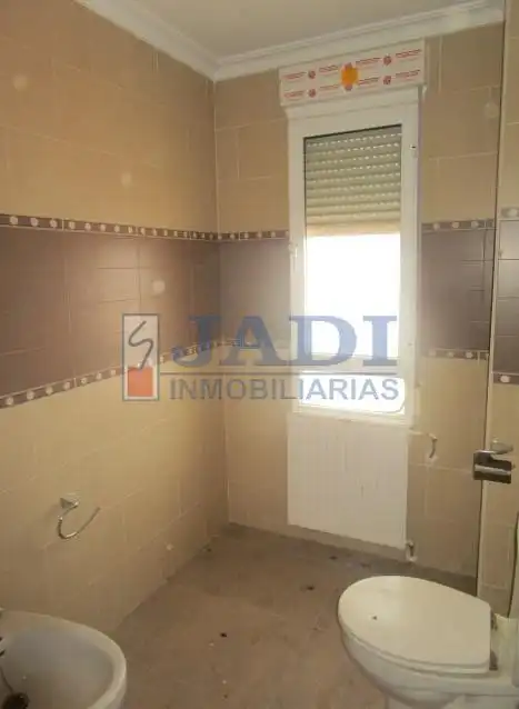 Jardín de Piso en venta en Santa Cruz de Mudela con Calefacción