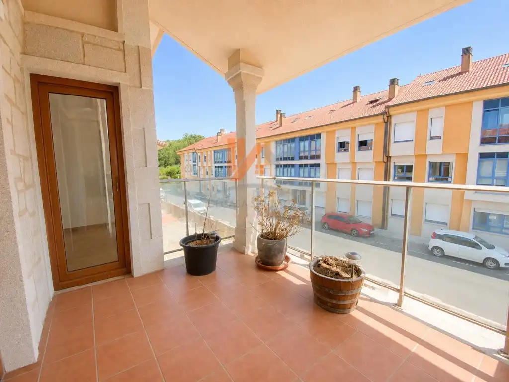 Casa adosada en venta en Rua Fontela, O Pino