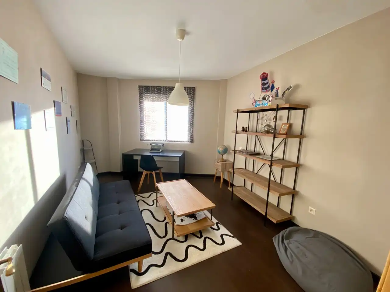 Sala de estar de Casa adosada en venta en Carrión de Calatrava con Aire acondicionado, Calefacción y Amueblado