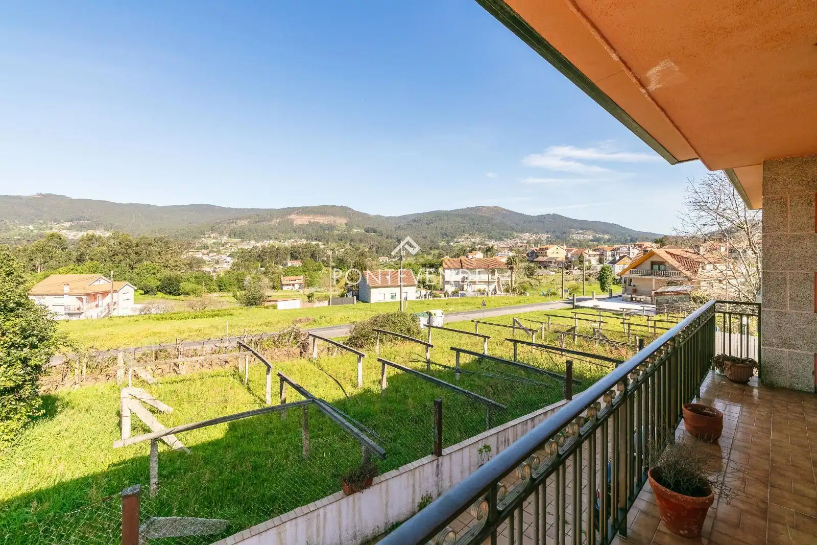 Terrassa de Casa o xalet en venda en Poio amb Terrassa