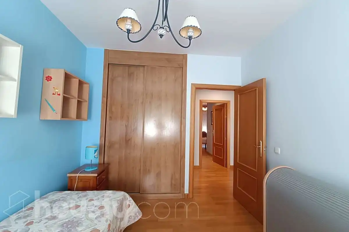 Habitación de Piso de alquiler en Toledo con Aire acondicionado, Calefacción y Parquet