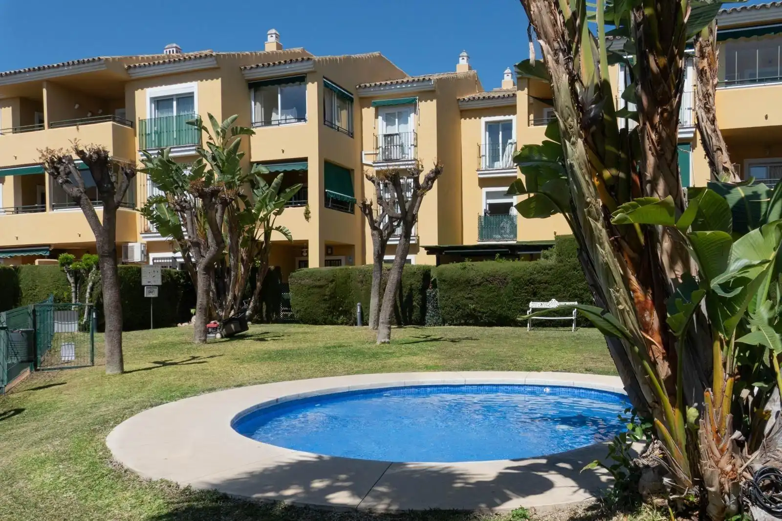 Jardí de Apartament en venda en Estepona amb Jardí privat, Terrassa i Piscina comunitària
