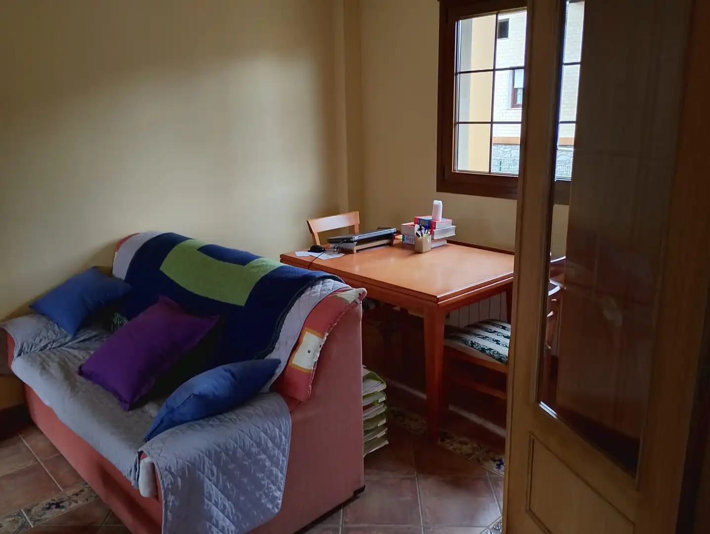 Sala de estar de Casa o chalet en venta en Castro-Urdiales con Calefacción, Jardín privado y Terraza