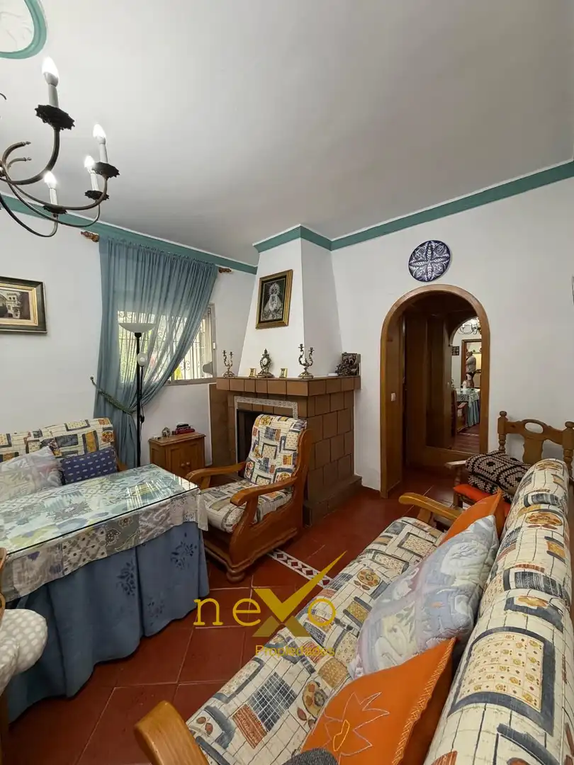 Sala de estar de Casa o chalet en venta en Carmona con Aire acondicionado, Jardín privado y Terraza