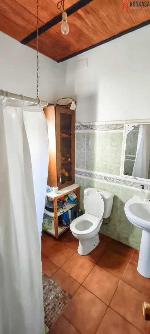 Casa rústica amb piscina en venda a Villamartín, imagen 17