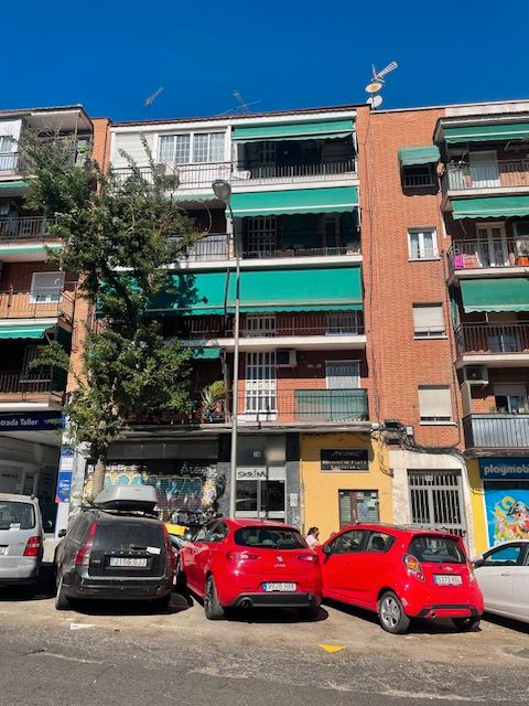Exterior view of Premises for sale in  Madrid Capital  with Air Conditioner and Heating