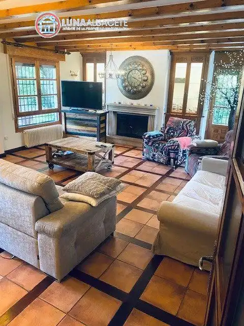 Houses for sale in Pedanías - Extrarradio