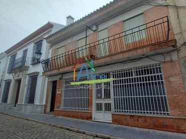Local comercial en venda a Almonte ciudad