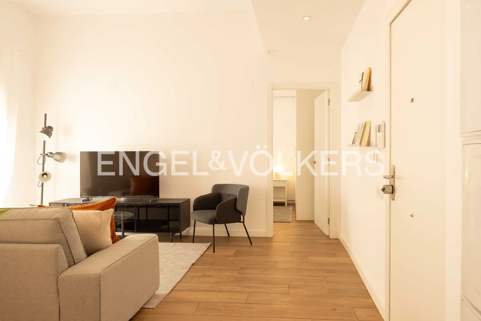 Wohnzimmer von Erdgeschoss zum Verkauf in Barcelona mit Klimaanlage, Heizung und Parkett