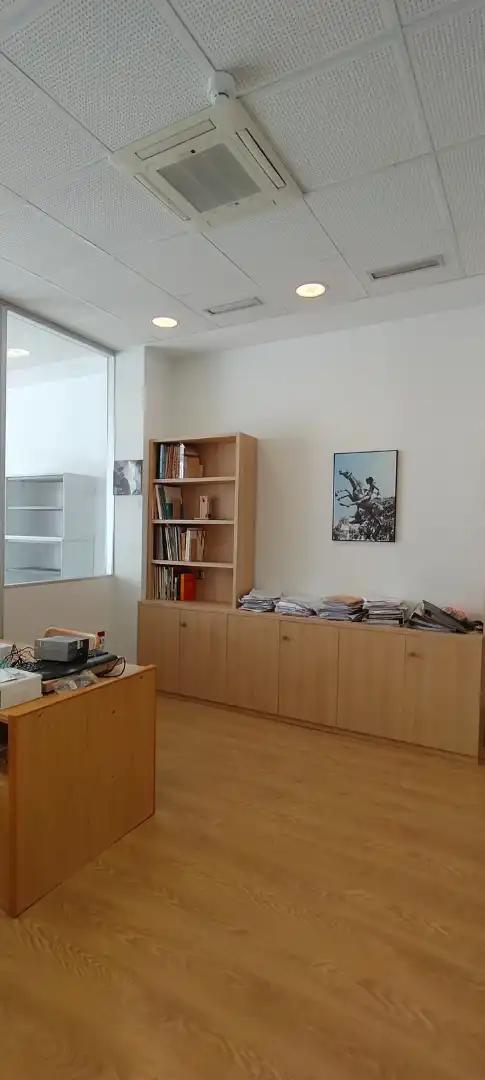 Geschaftsraum zum Verkauf in  Pamplona / Iruña