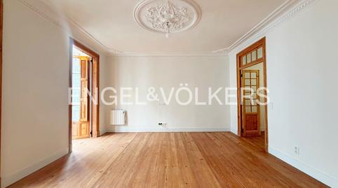 Foto 2 de Piso de alquiler en Ensanche, A Coruña Capital