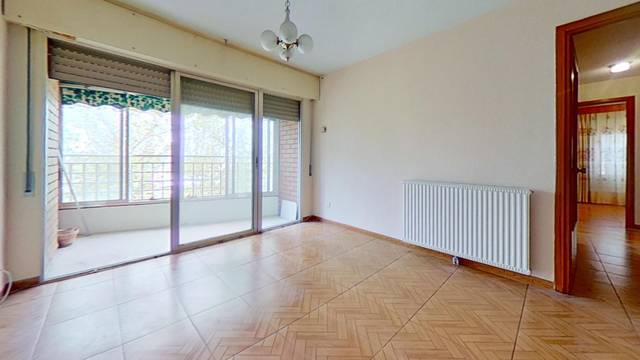 Piso en Venta en Calle CARLOS SOLE en Portazgo