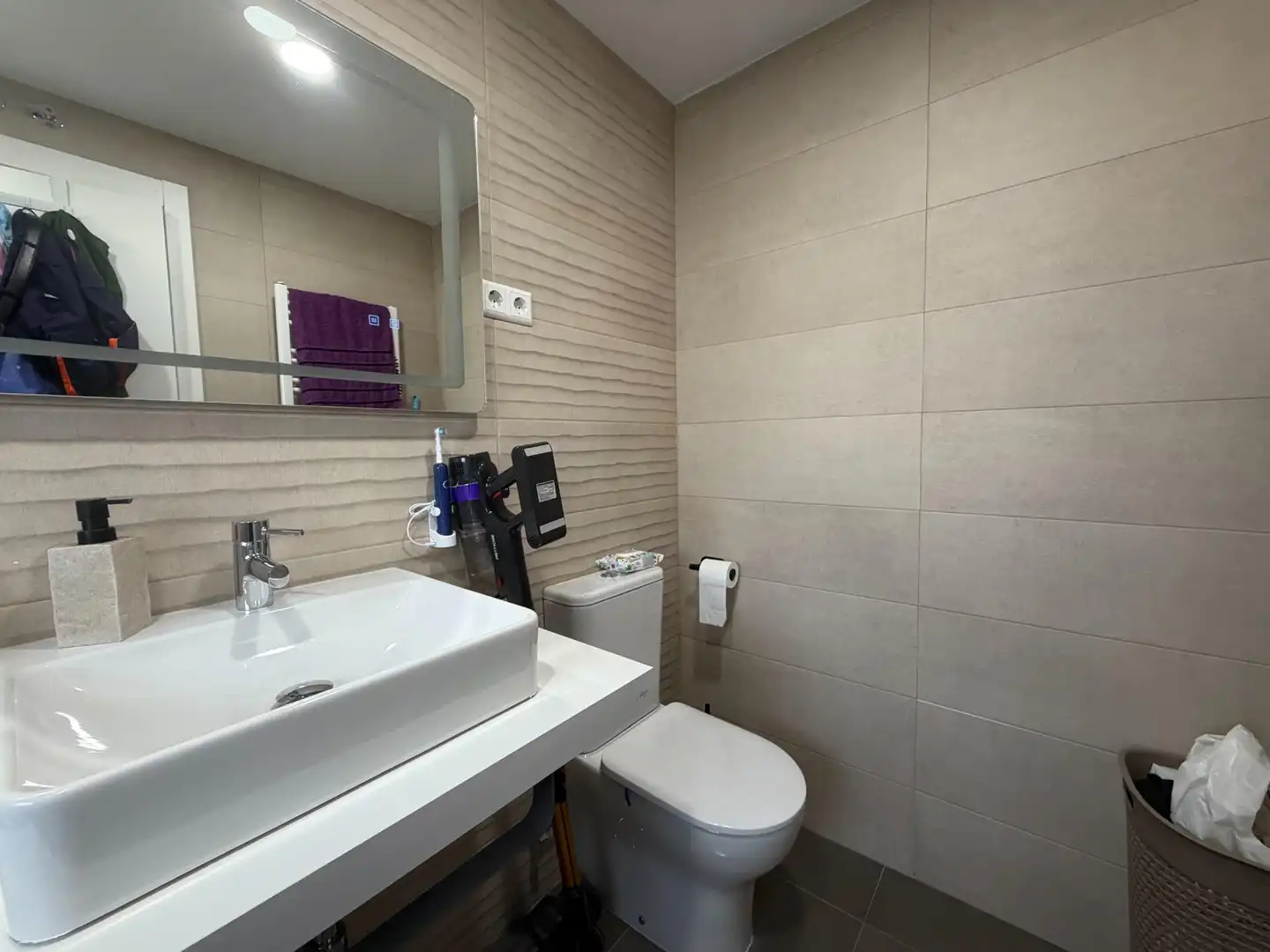 Badezimmer von Dachboden zum Verkauf in Alovera mit Klimaanlage, Heizung und Terrasse