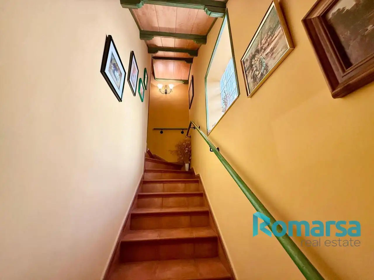Houses for sale in Bohoyo  with Heating, Parquet flooring and Furnished