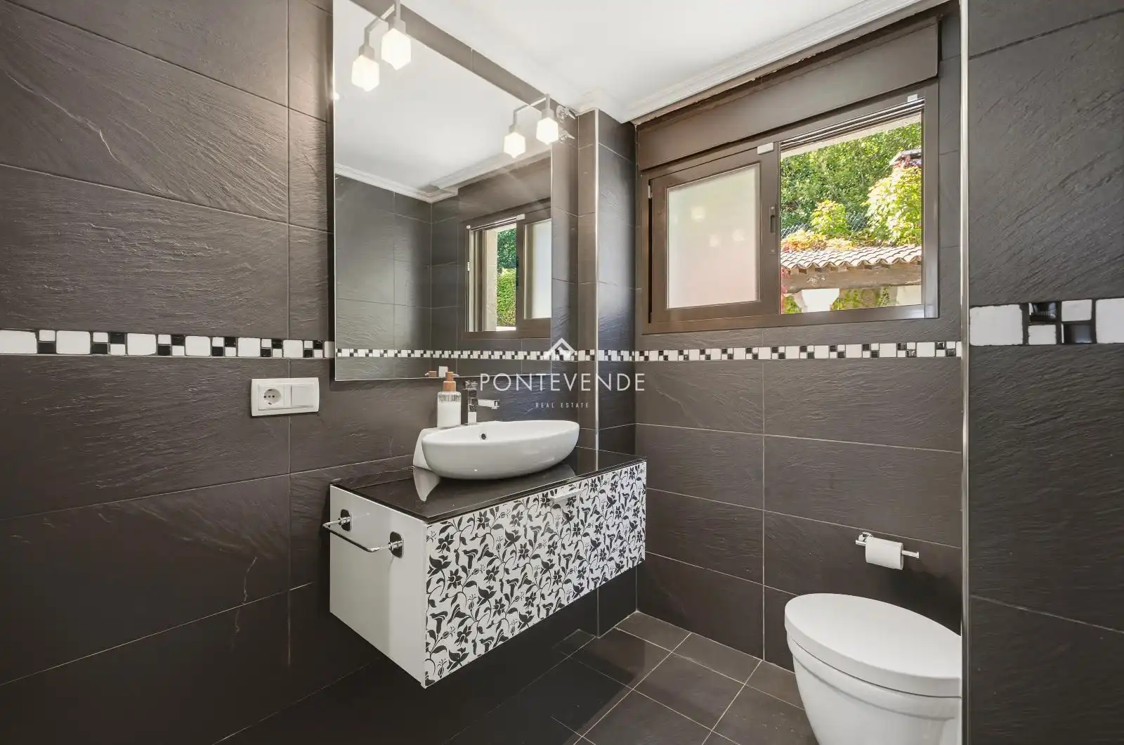 Villa mit Terrasse zum Verkauf in Freixeiro-Dorron, imagen 30
