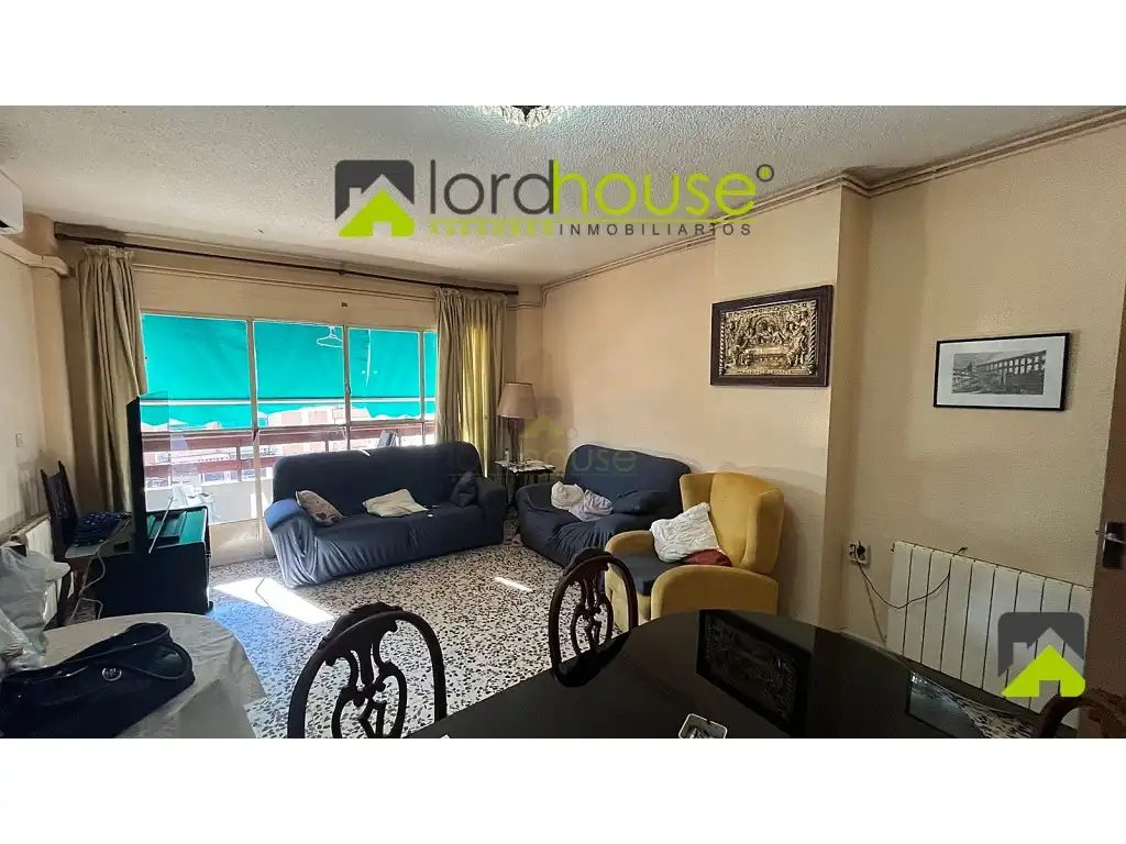 Piso con ascensor en venta en Calle Jeronimo Santa Fe 98, imagen 5