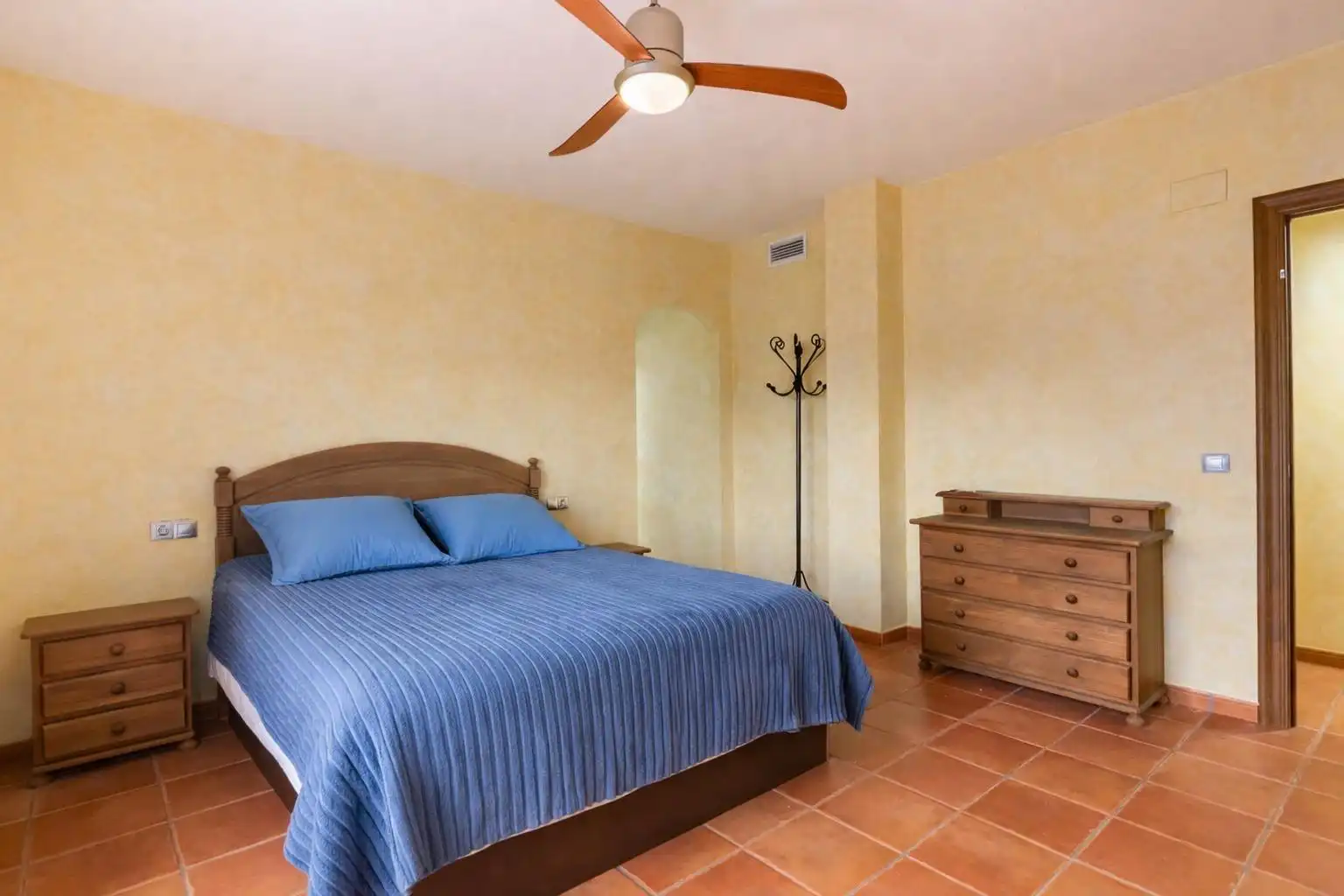 Habitación de Casa o chalet en venta en Murcia con Aire acondicionado, Jardín privado y Terraza