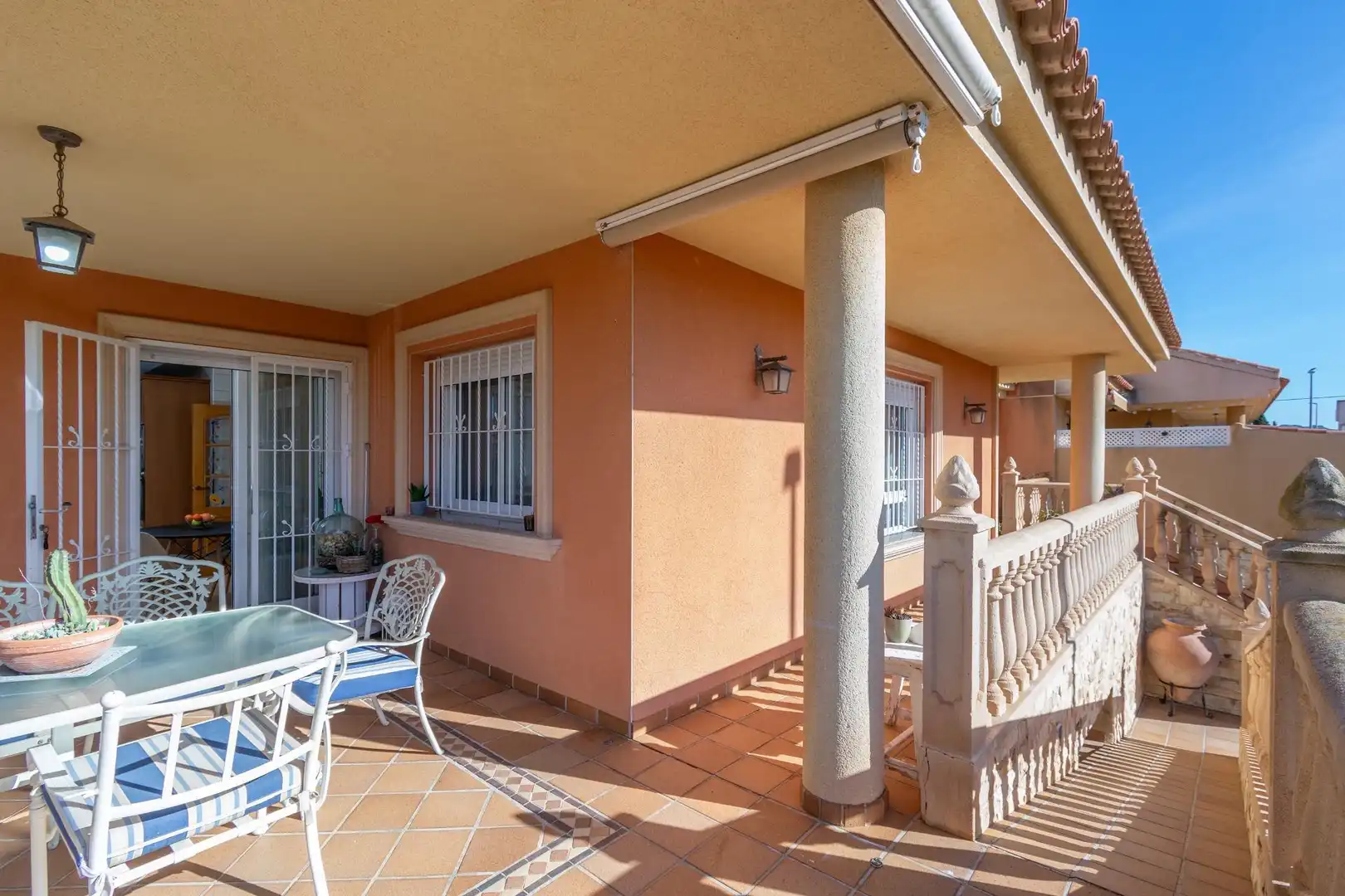 Terrassa de Casa o xalet en venda en La Unión amb Aire condicionat, Calefacció i Jardí privat