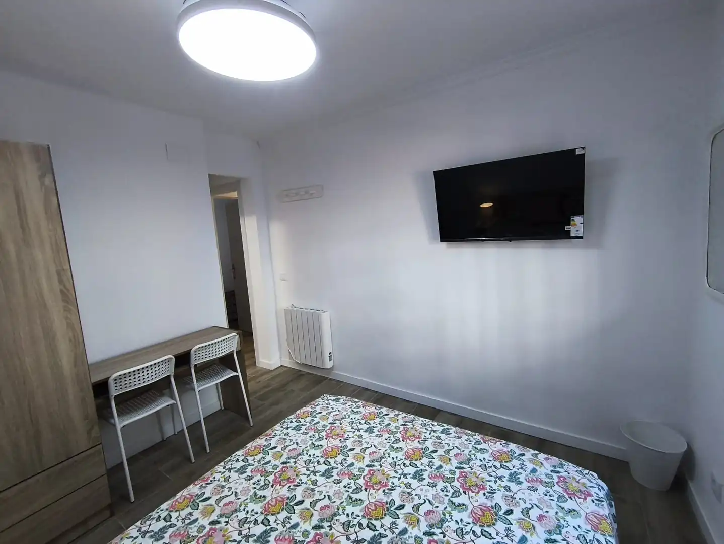 Habitación de Piso para compartir en Madrid con Calefacción, Terraza y Amueblado