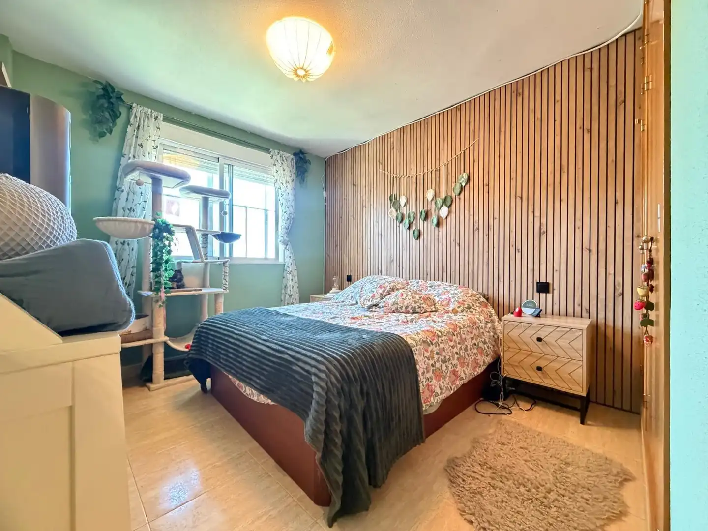 Habitación de Piso en venta en Alicante / Alacant con Aire acondicionado y Piscina comunitaria