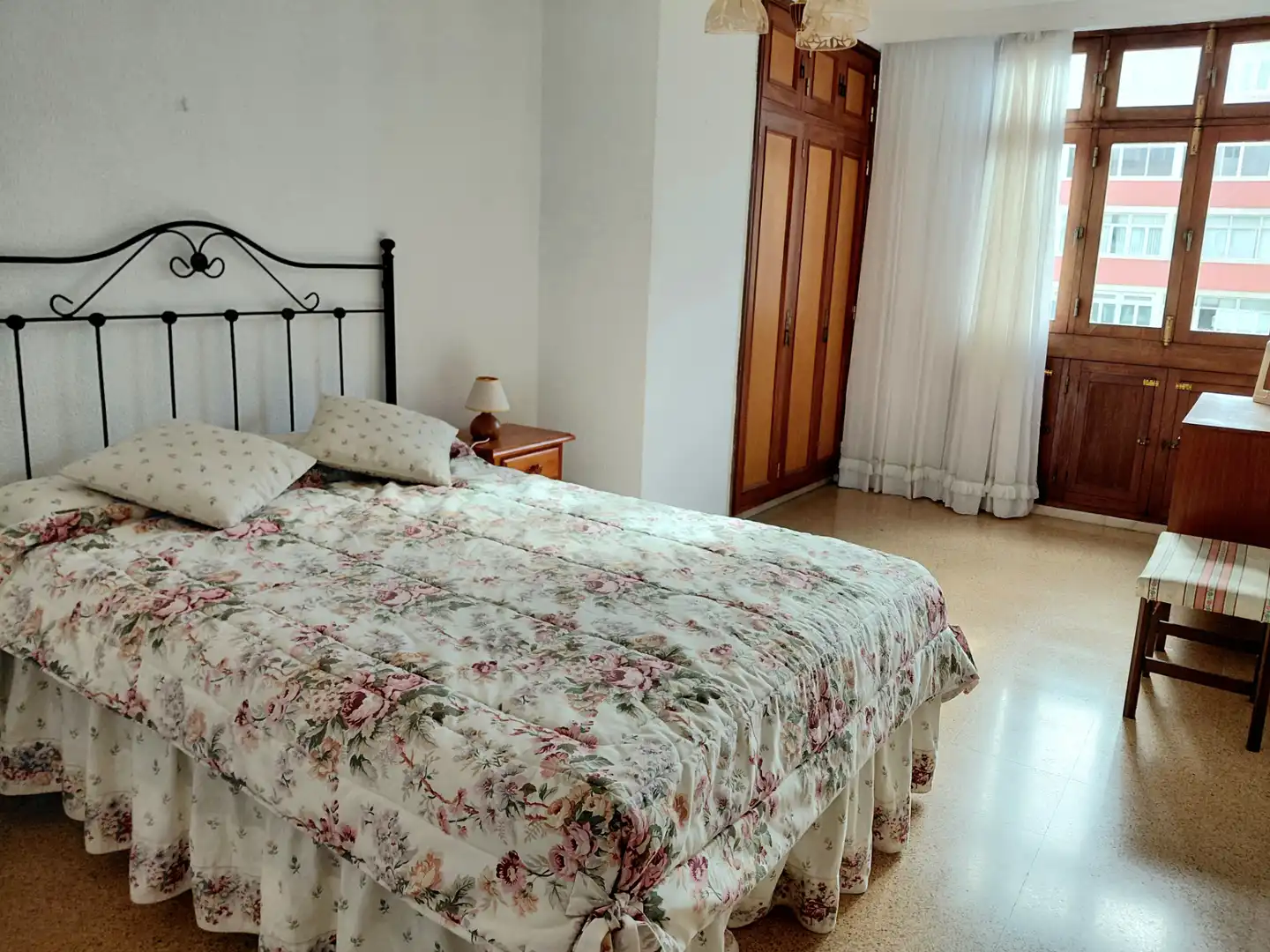 Habitación de Piso de alquiler en Las Palmas de Gran Canaria con Amueblado, Horno y Lavadora