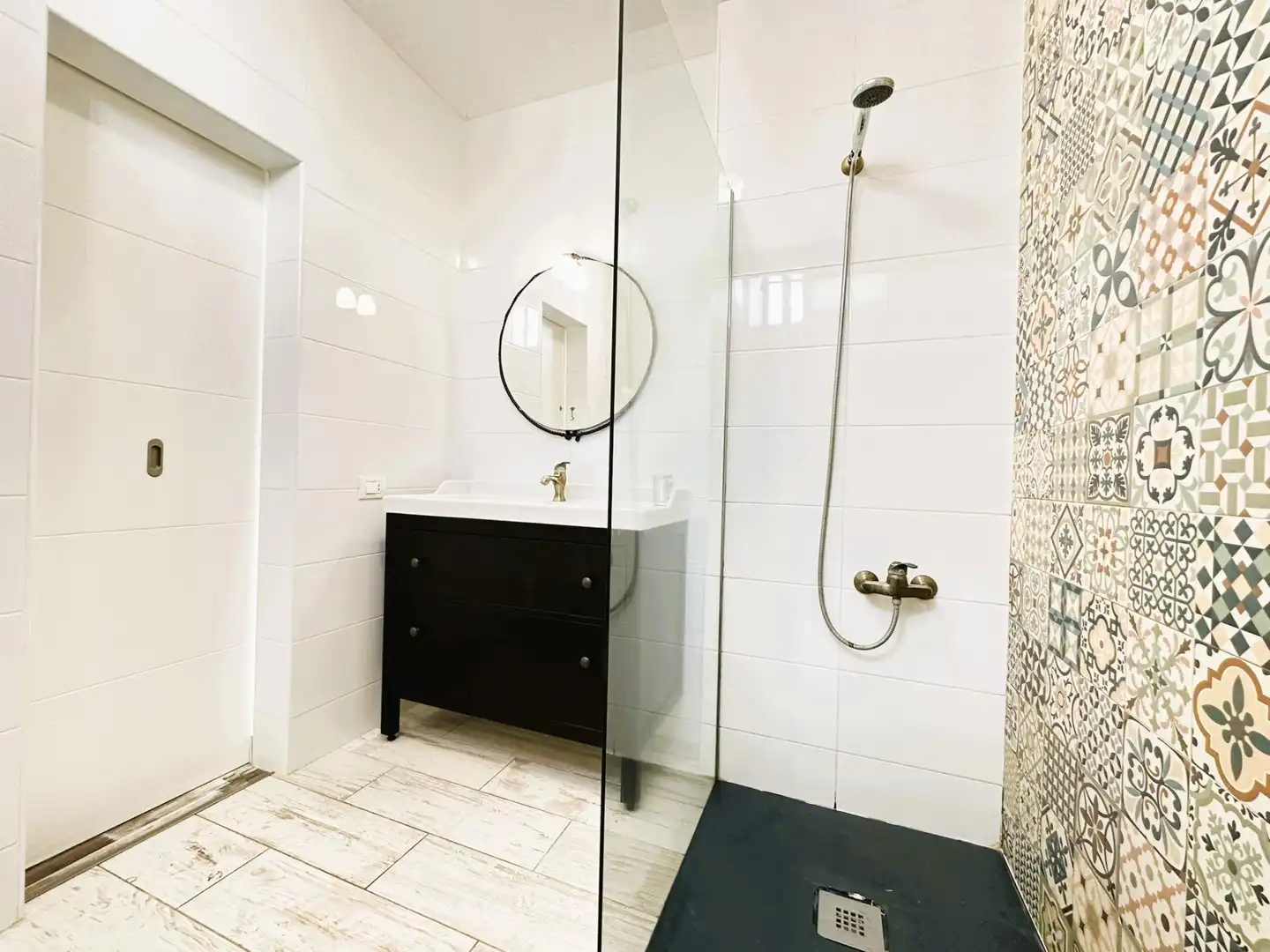 Badezimmer von Wohnung zum Verkauf in Adeje mit Klimaanlage, Terrasse und Möbliert