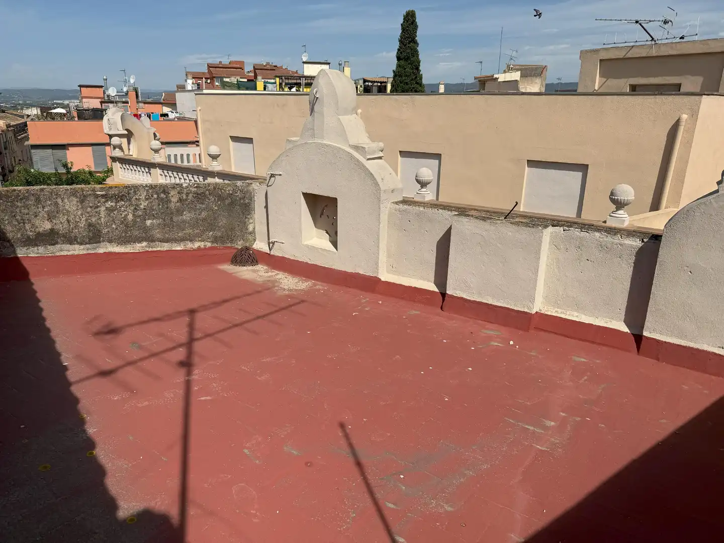 Terrasse von Einfamilien-Reihenhaus zum Verkauf in Bellvei