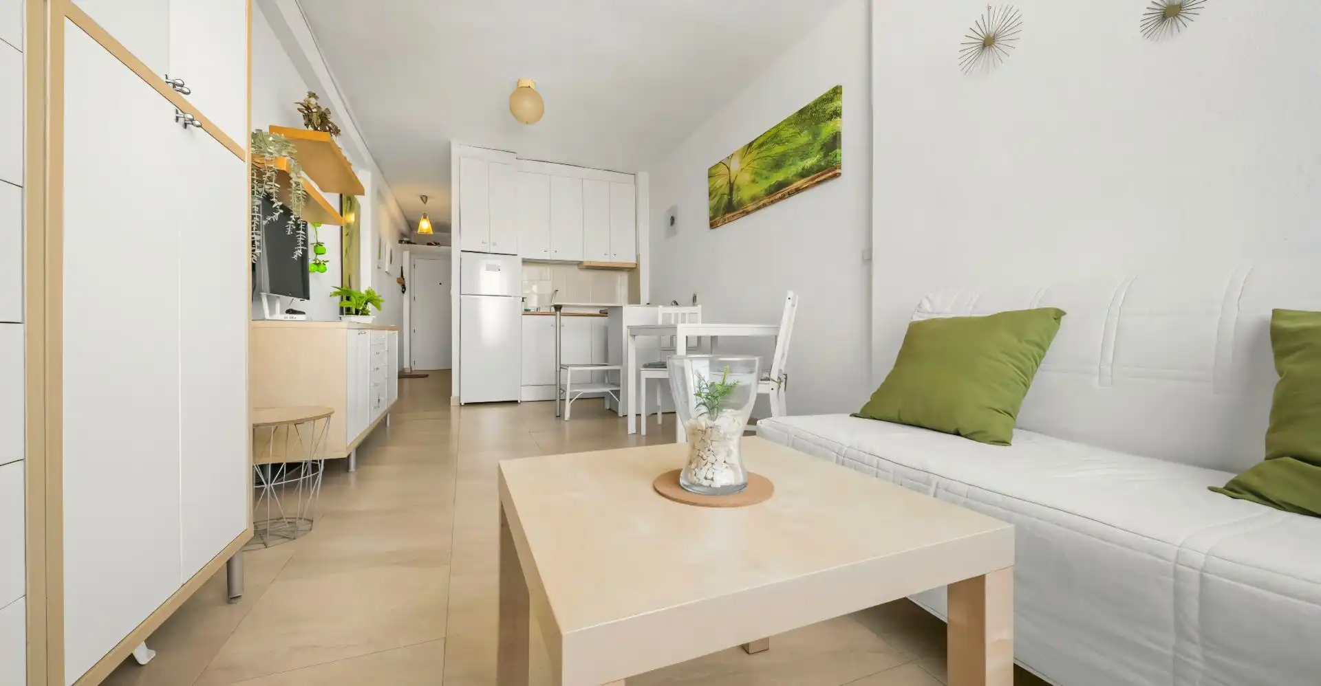 Sala de estar de Apartamento en venta en Torrevieja con Trastero y Amueblado