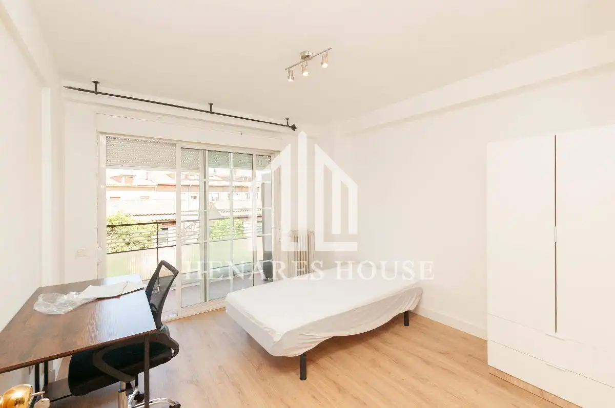 Wohnung mit Aufzug zur Miete in Barrio Venecia - Nueva Alcalá, imagen 6