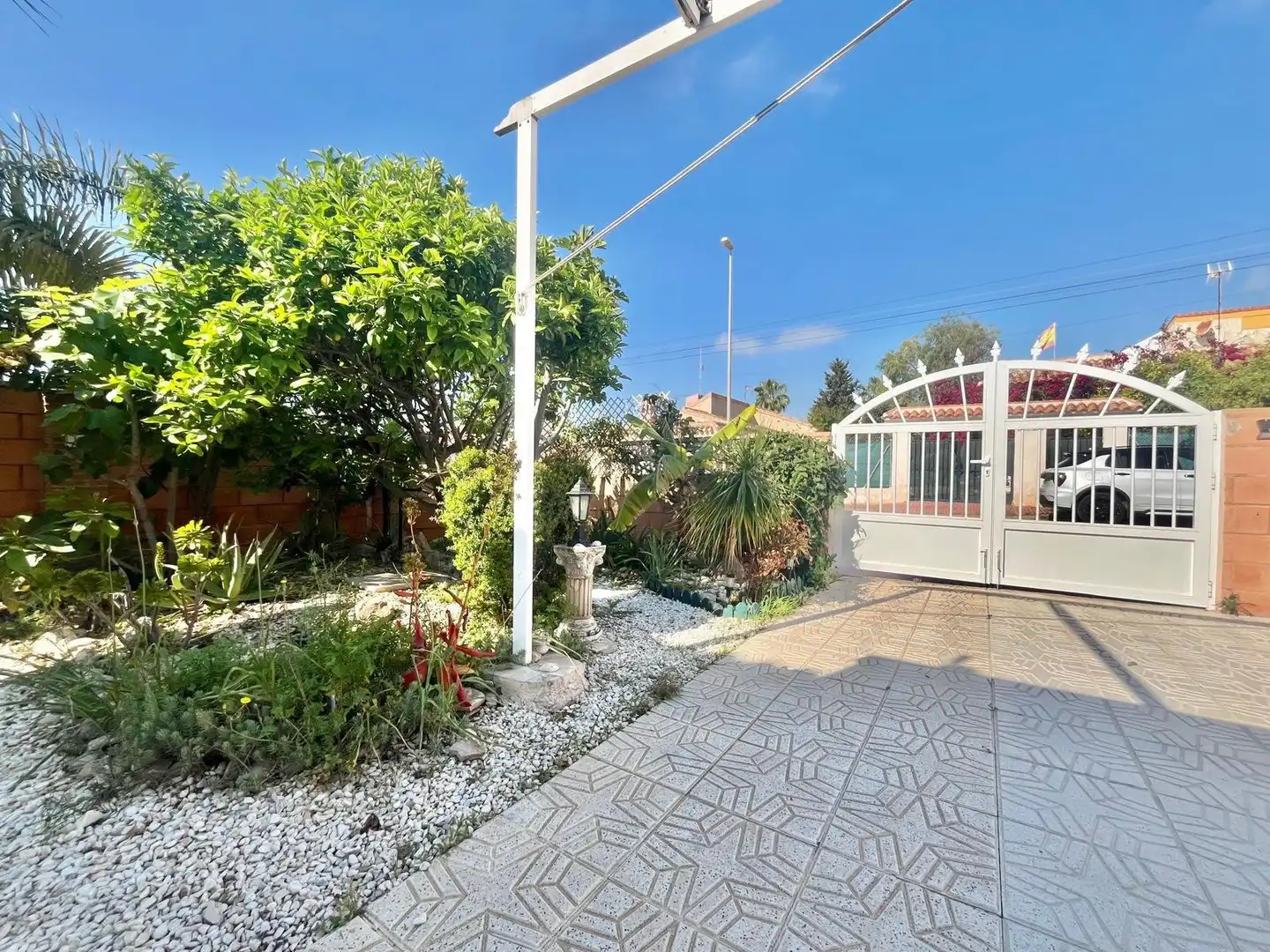 Jardí de Casa o xalet en venda en Orihuela amb Calefacció, Piscina i Moblat