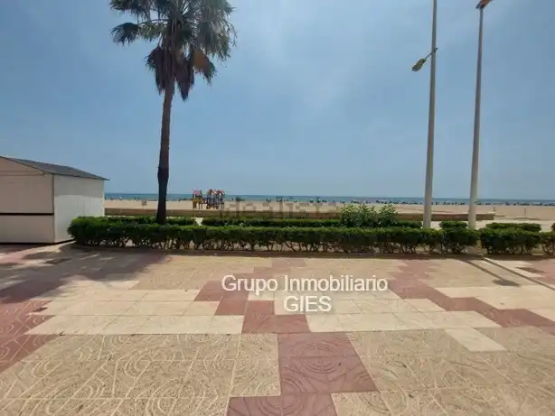 Vista exterior de Apartament en venda en Cullera amb Calefacció, Terrassa i Moblat