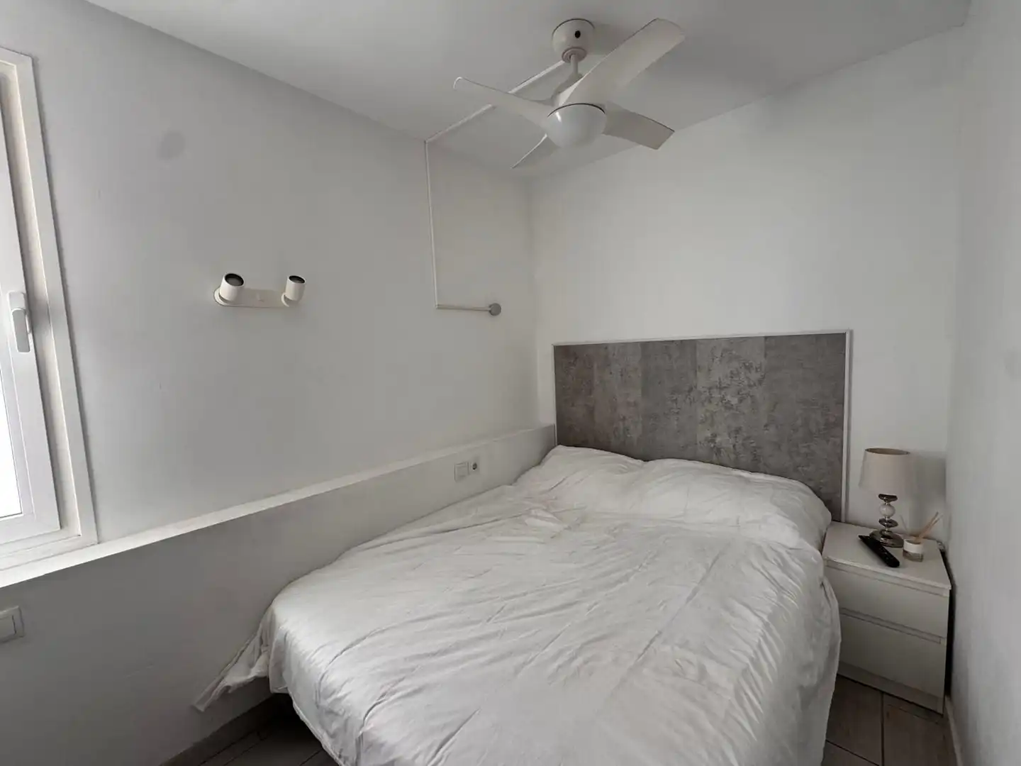 Habitación de Apartamento en venta en Arona con Terraza, Amueblado y Piscina comunitaria