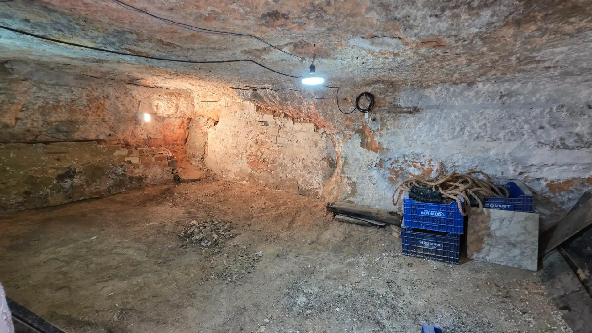 Finca rústica en venda a COVES DE LA TORRE, Centro Ciudad